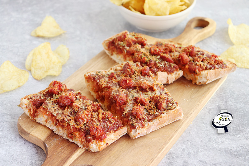 Panpizza de chorizo y queso 