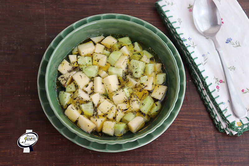 Gazpacho de pepino con hierbabuena a la antigua